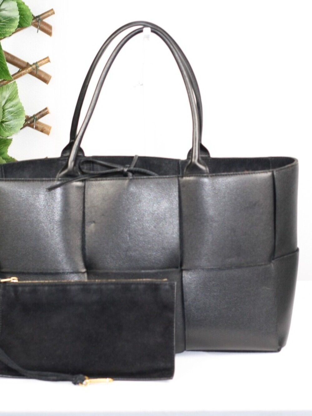 Bottega Veneta Arco 48 Black Maxi Intrecciato Leather Large Tote